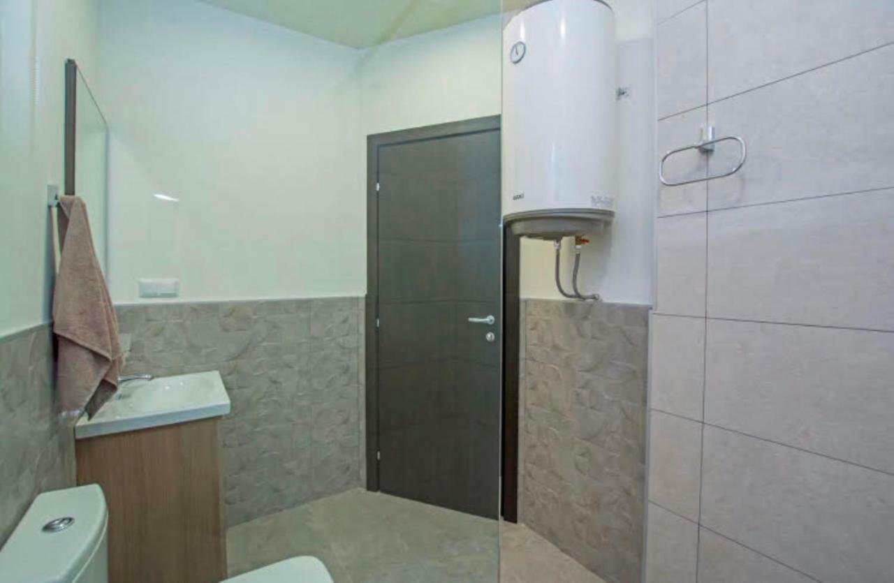 Boutique Apartment Jerevan Buitenkant foto