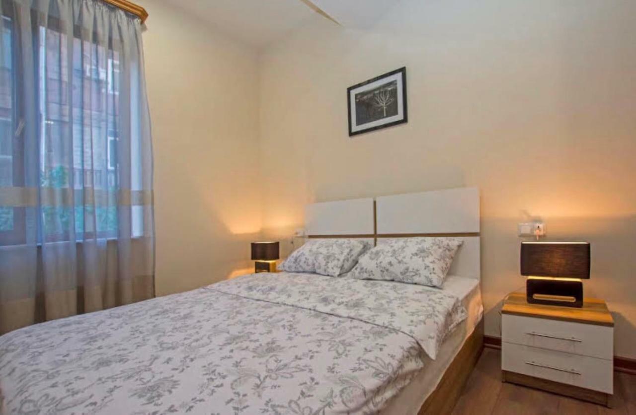 Boutique Apartment Jerevan Buitenkant foto