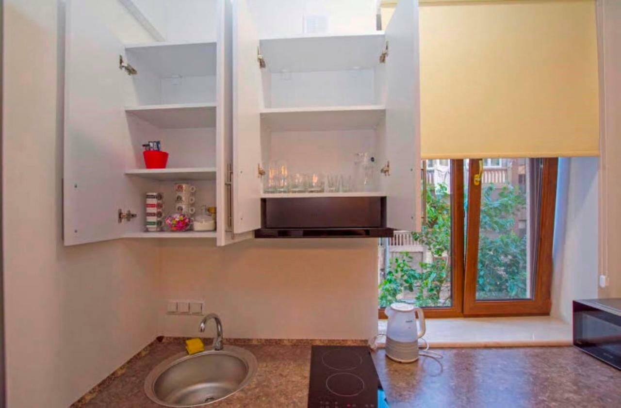 Boutique Apartment Jerevan Buitenkant foto